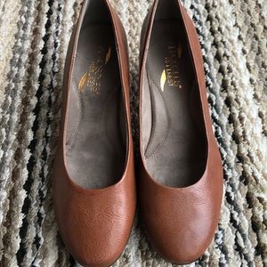 Aerosoles 2” Heels Brown Leather 6M